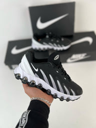 NIKE DN 8 - W/B