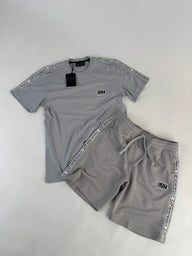 CONJUNTO CORTO - EA7 2025 - GRIS NARDO