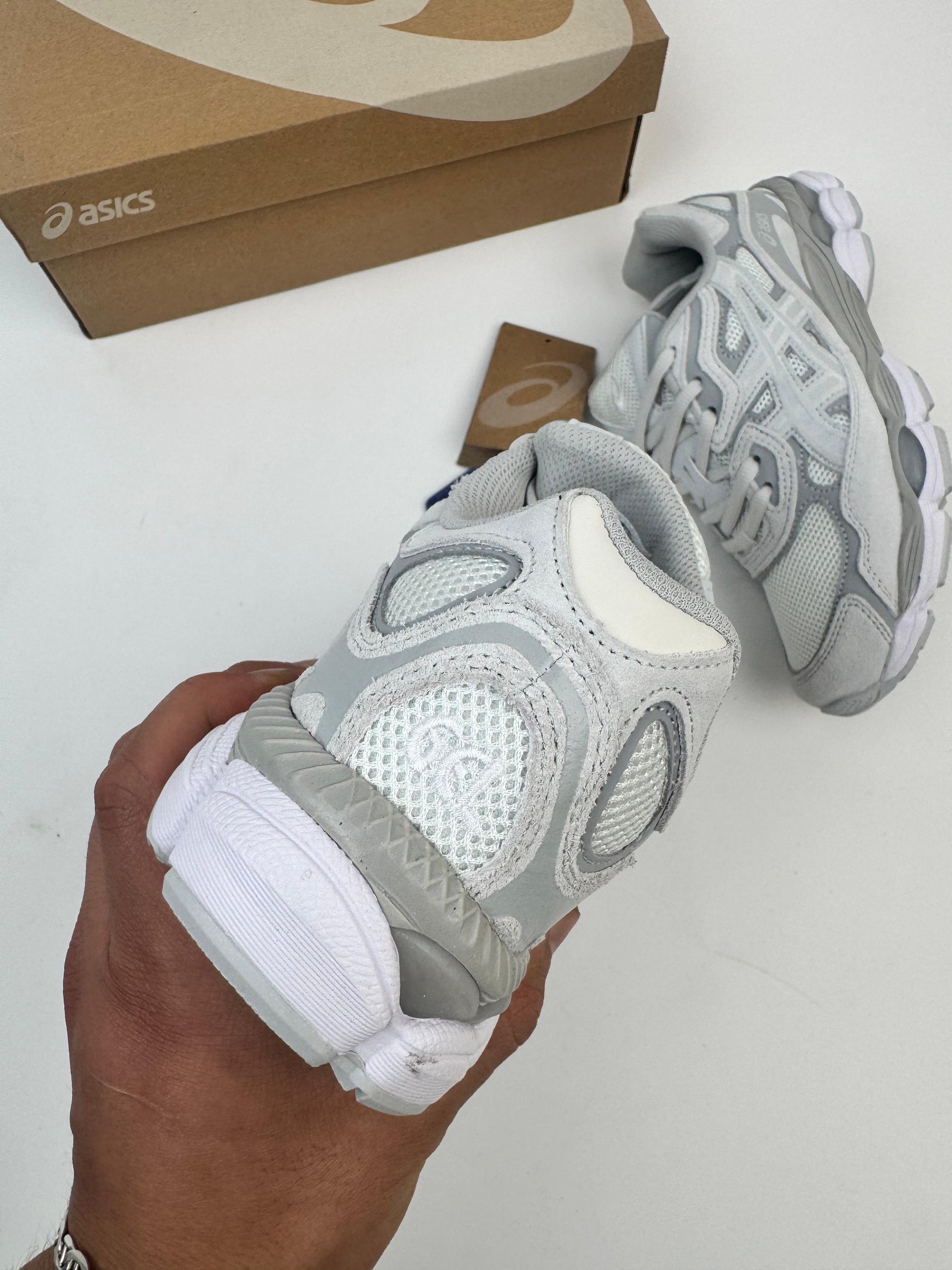 ASICS GEL-NYC - GRIS
