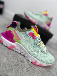NIKE REACT VISION - VERDES