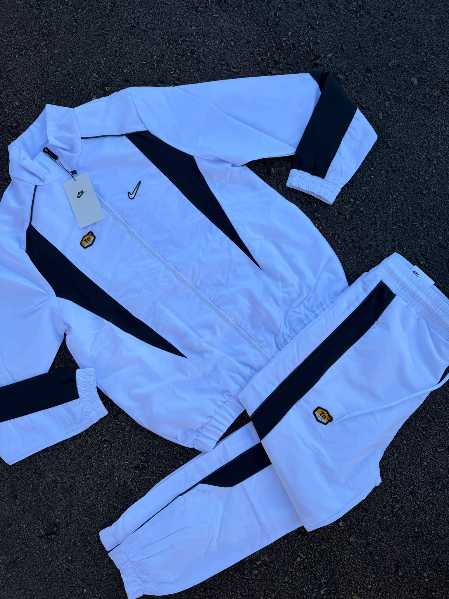 CONJUNTO NIKE AIR TN - M12