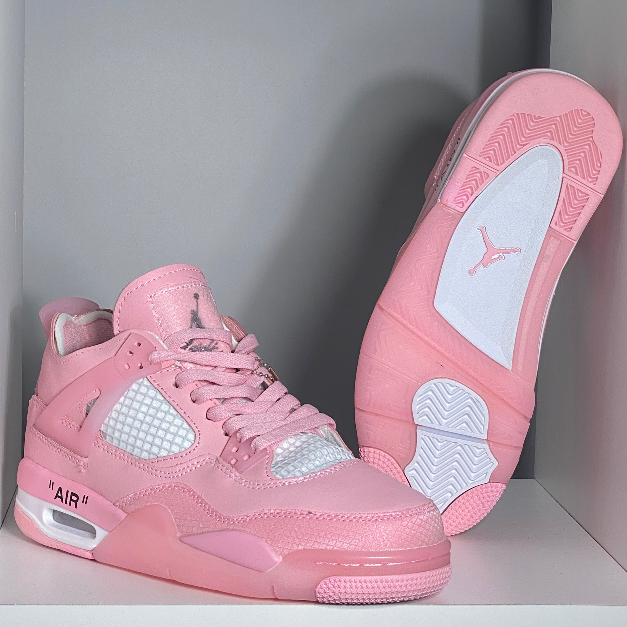 JORDAN RETRO 4