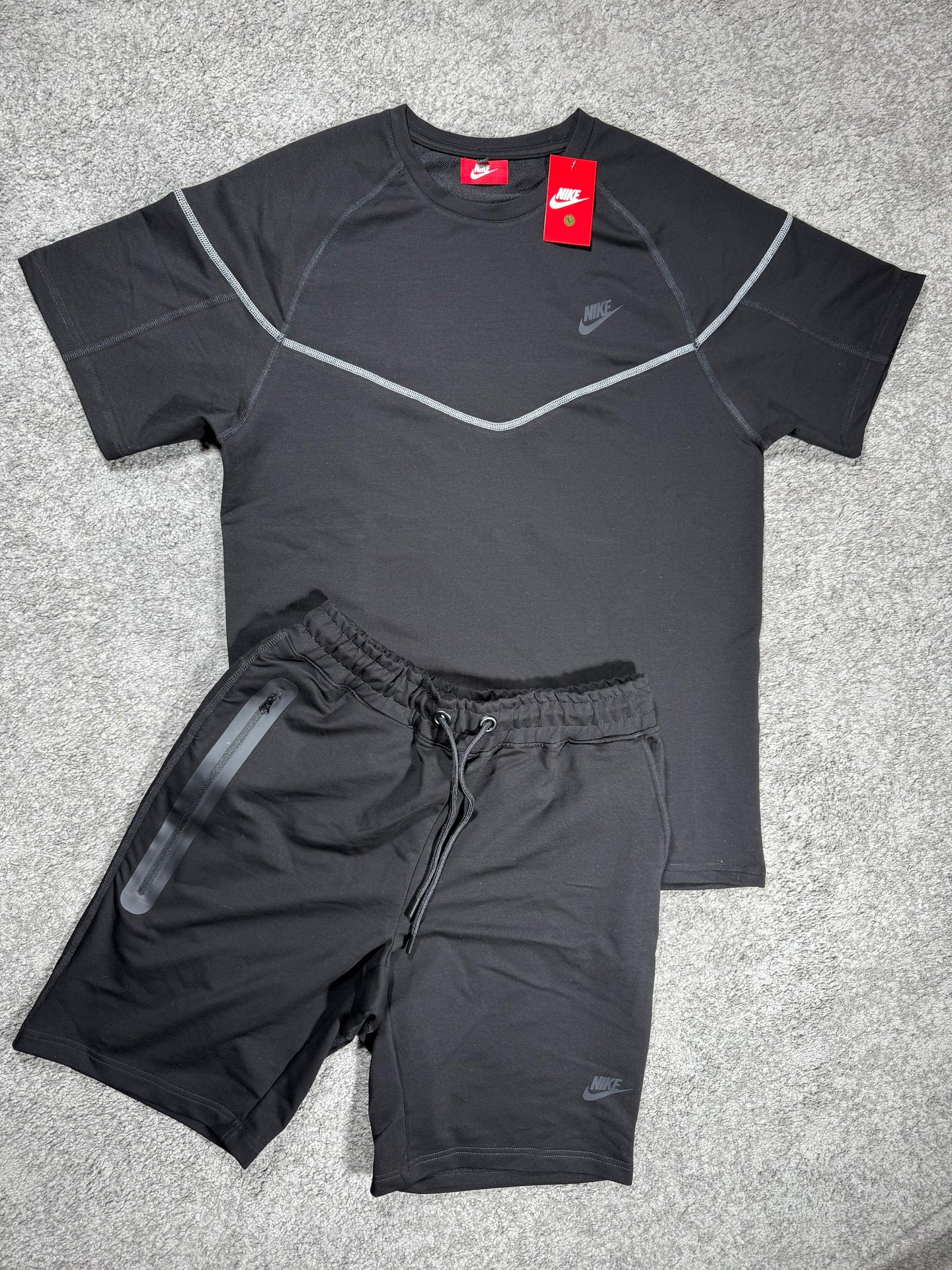 CONJUNTO CORTO - NIKE TECH  - NEGRO 2