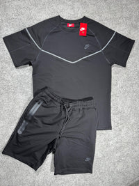 CONJUNTO CORTO - NIKE TECH  - NEGRO 2