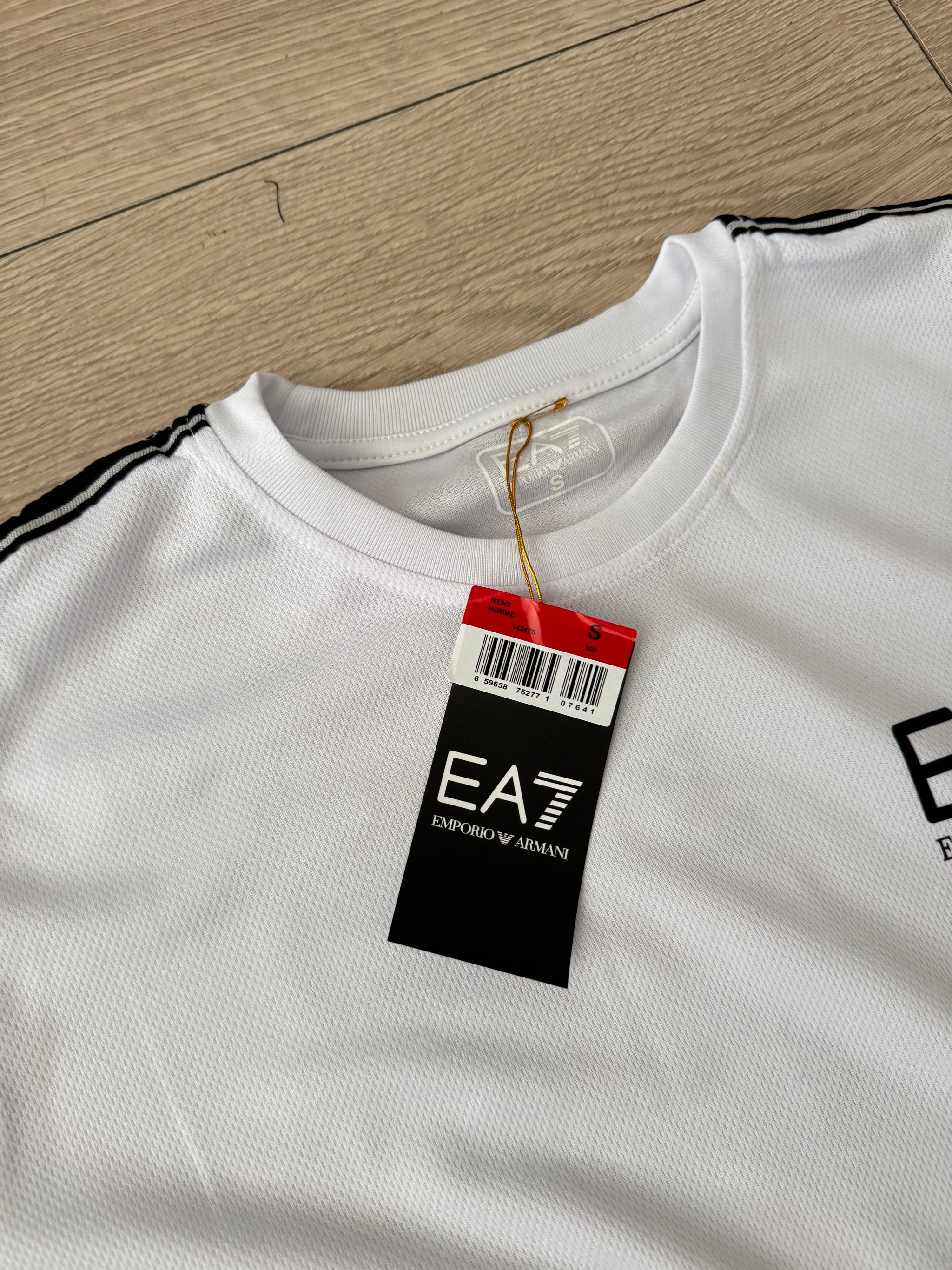 CONJUNTO CORTO - EA7 BLANCO