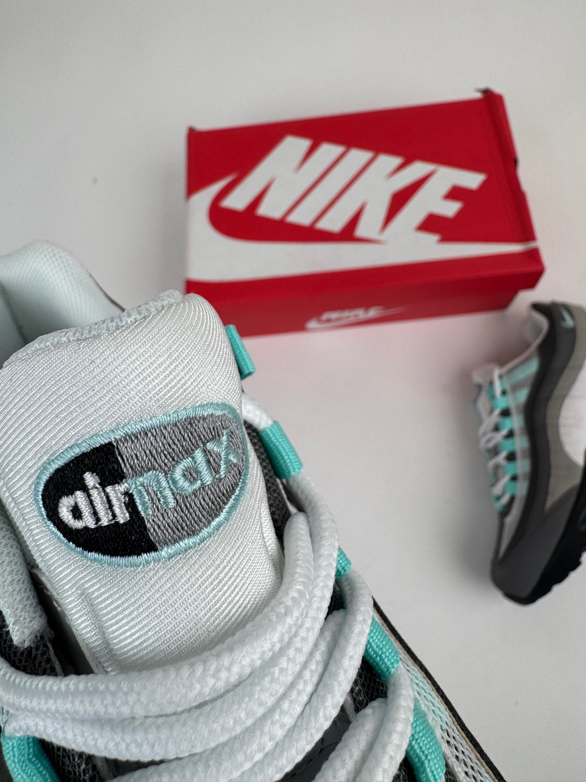 NIKE AIR MAX 95 - M3