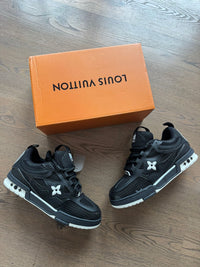 LV SKATE - BLACK 2