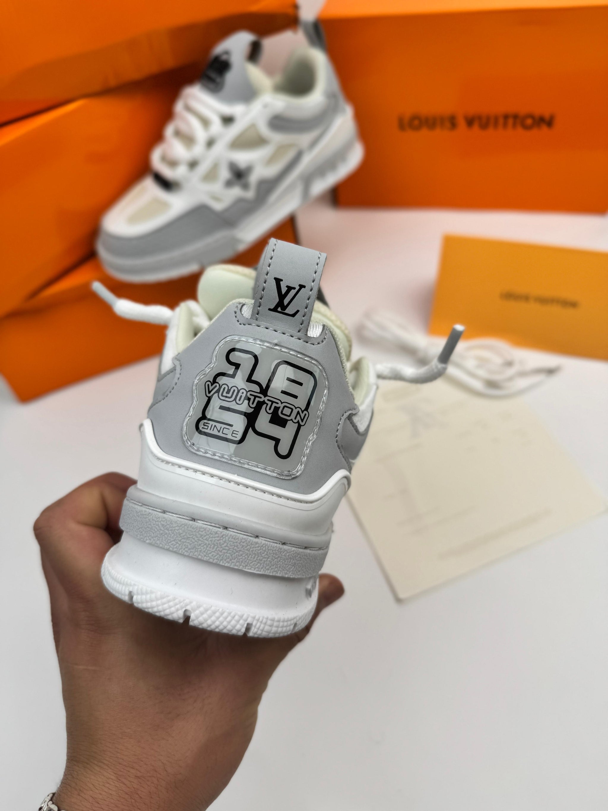 LV SKATE