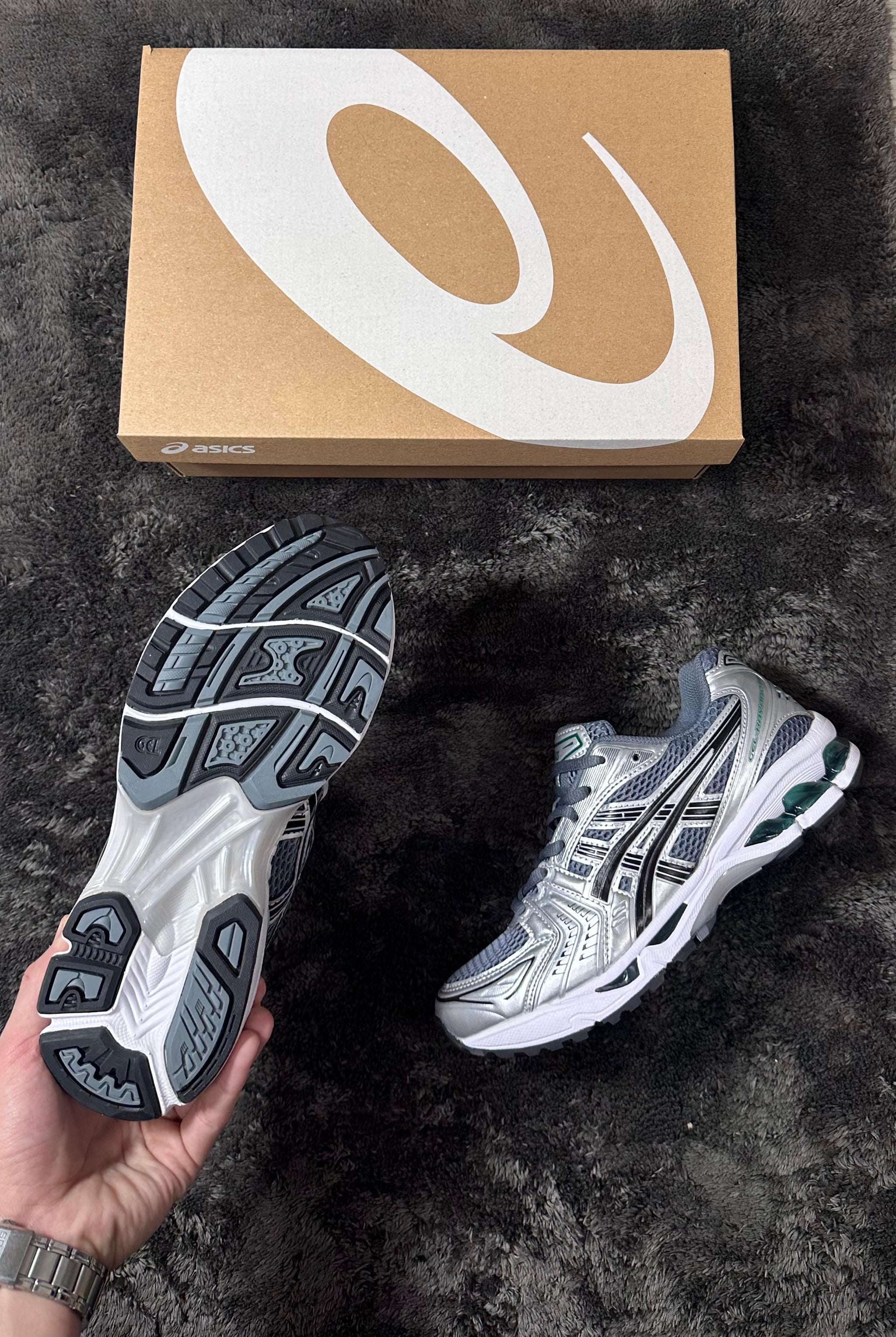 ASICS GEL KAYANO - M2