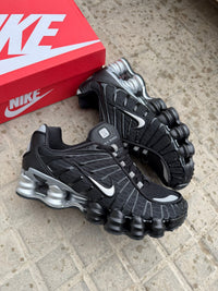 NIKE SHOX TL -GRIS-NEGRO