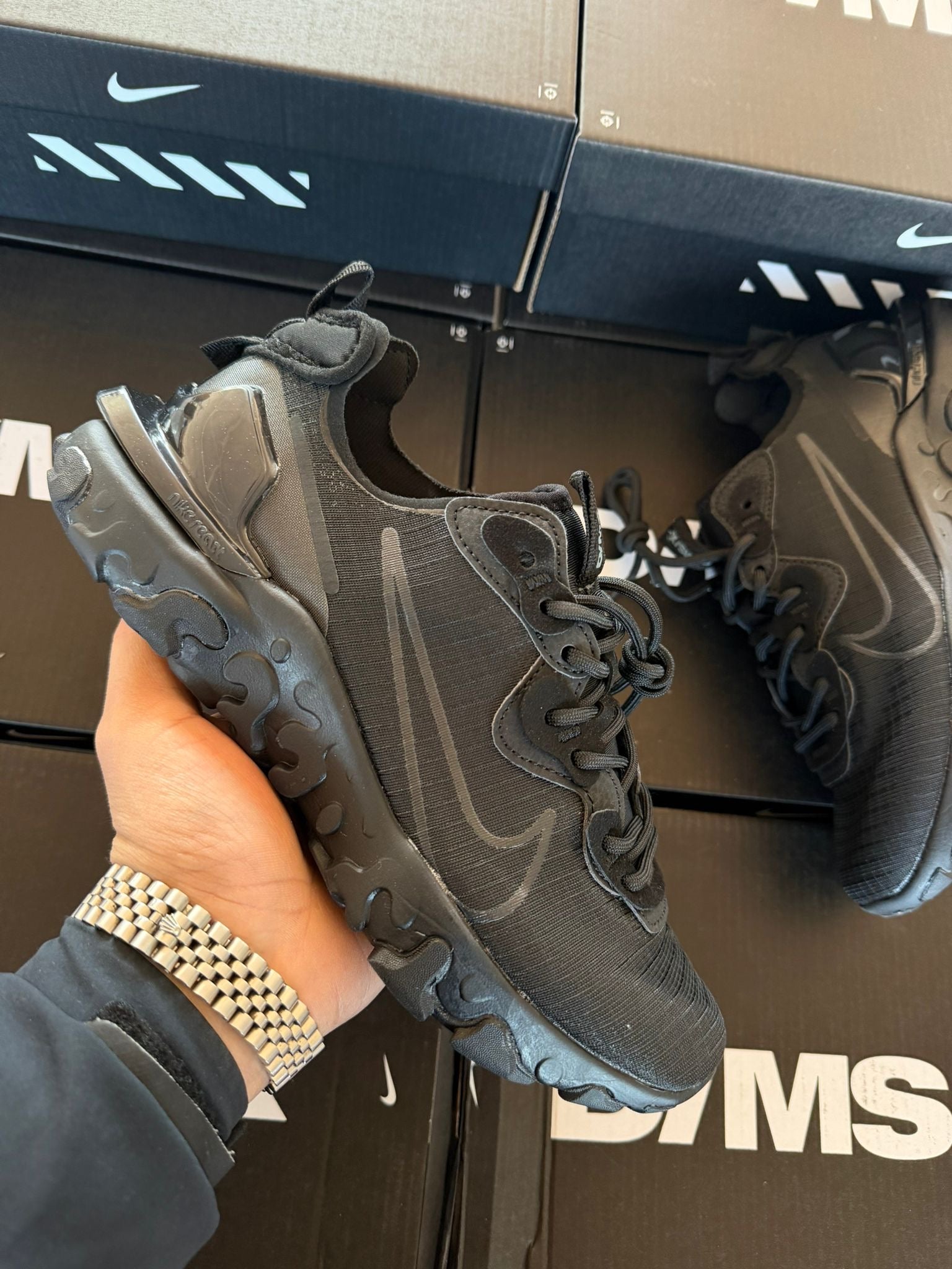 NIKE REACT VISION - Black1