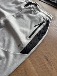 CONJUNTO -  UNDER ARMOUR - NEGRO/GRIS