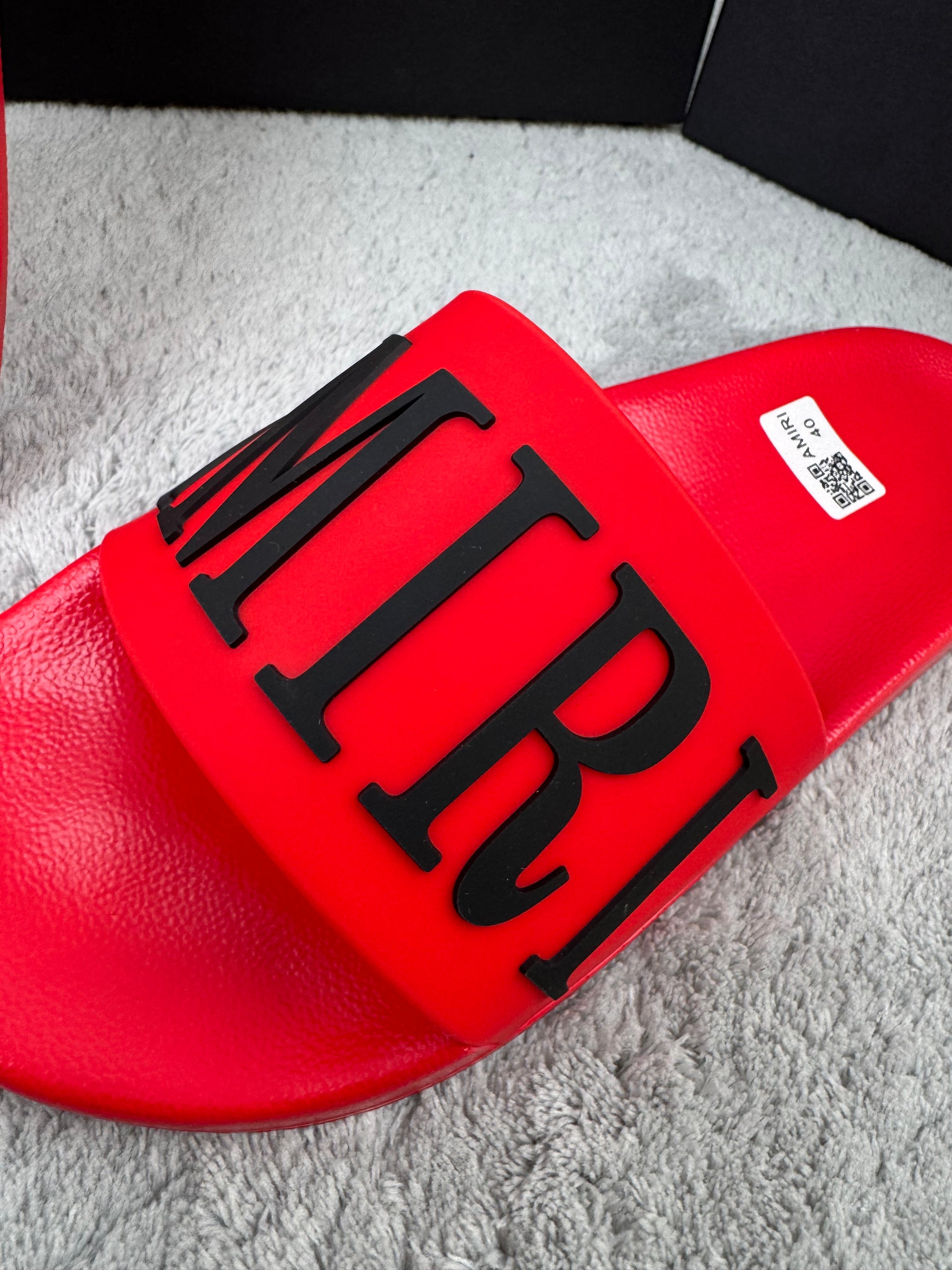 AMIRI - ROJO