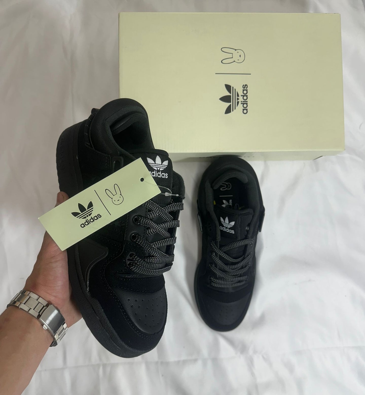 ADIDAS X BAD BUNNY - NEGRO