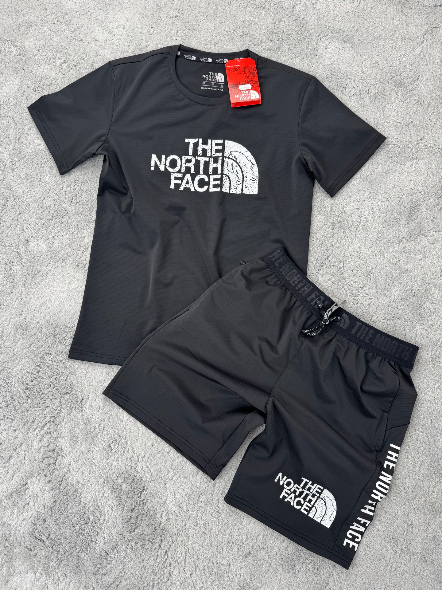 CONJUNTO THE NORTH FACE - M2 NEGRO