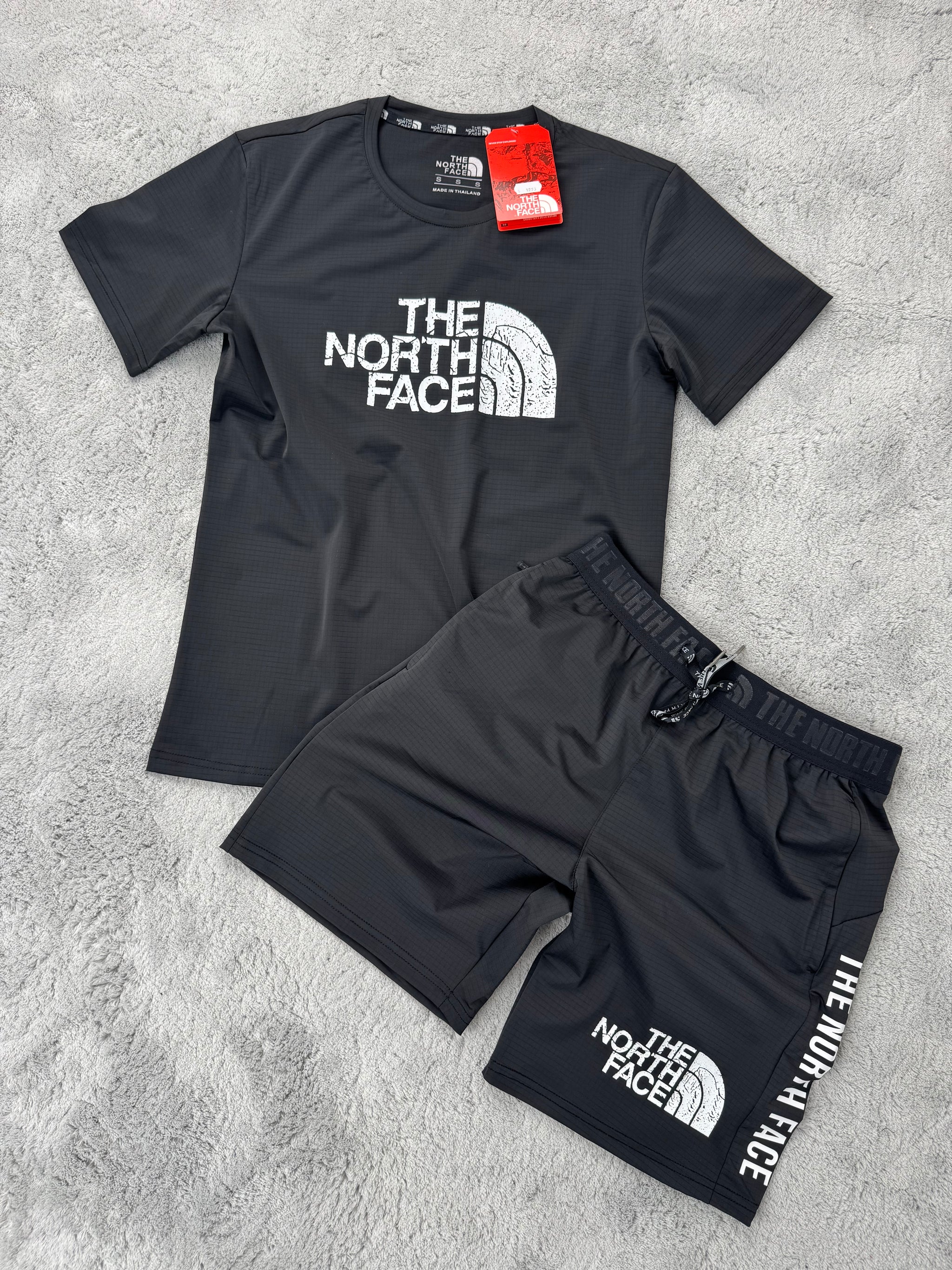 CONJUNTO THE NORTH FACE - M2 NEGRO