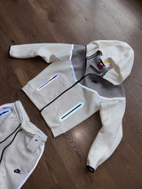 CONJUNTO NIKE TECH 2026 - M9