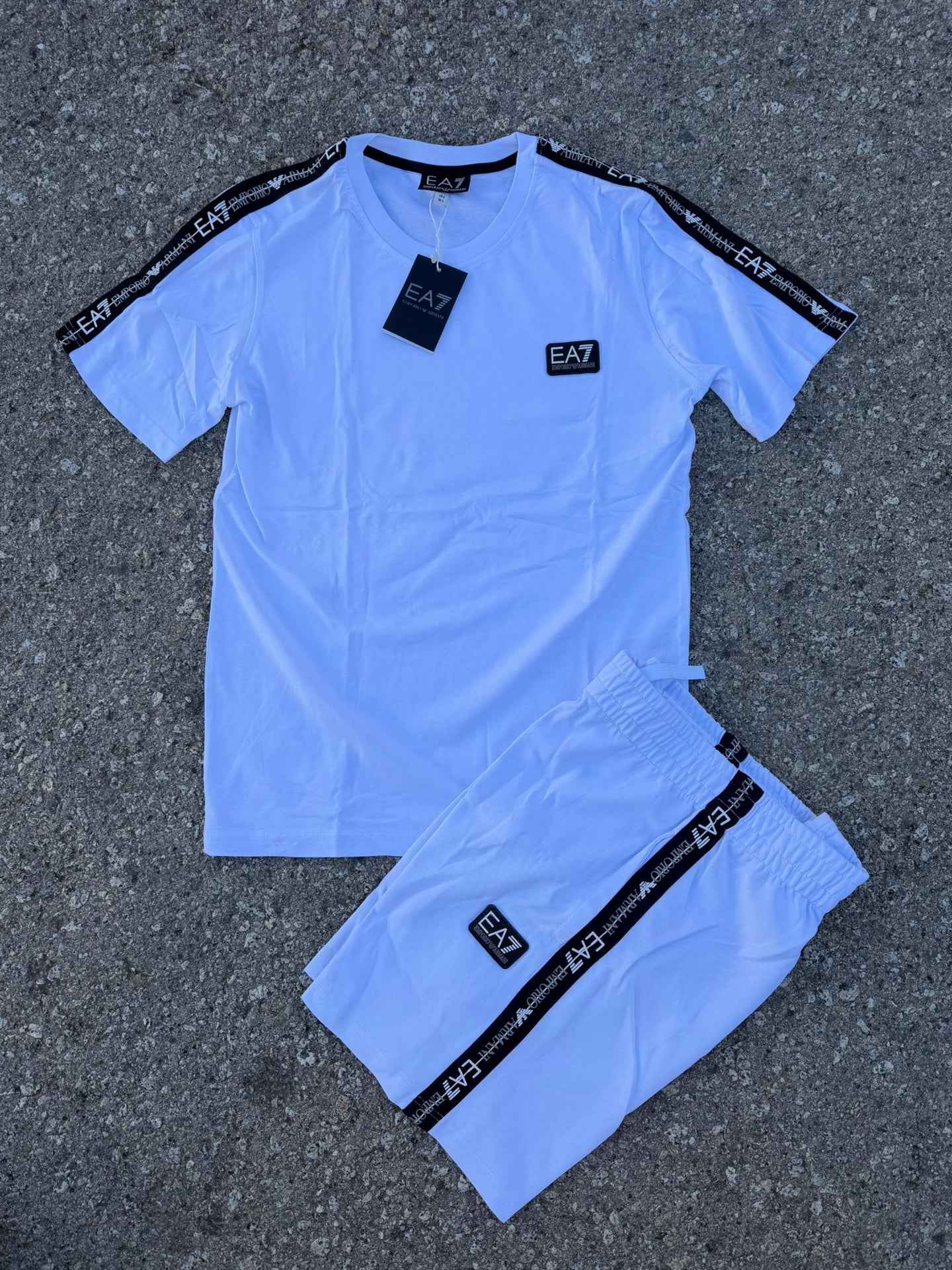 CONJUNTO CORTO - EA7 BLANCO 2