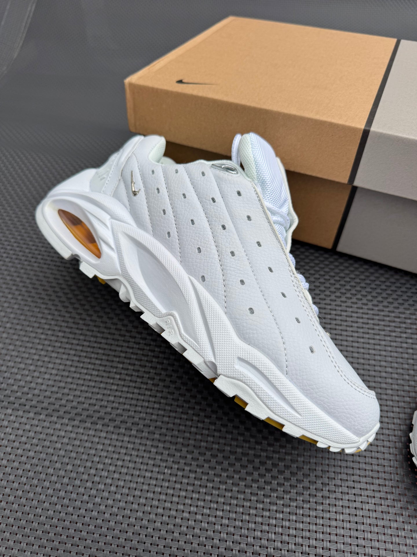 NIKE NOCTA HOT STEP AIR TERRA x DRAKE - WHITE