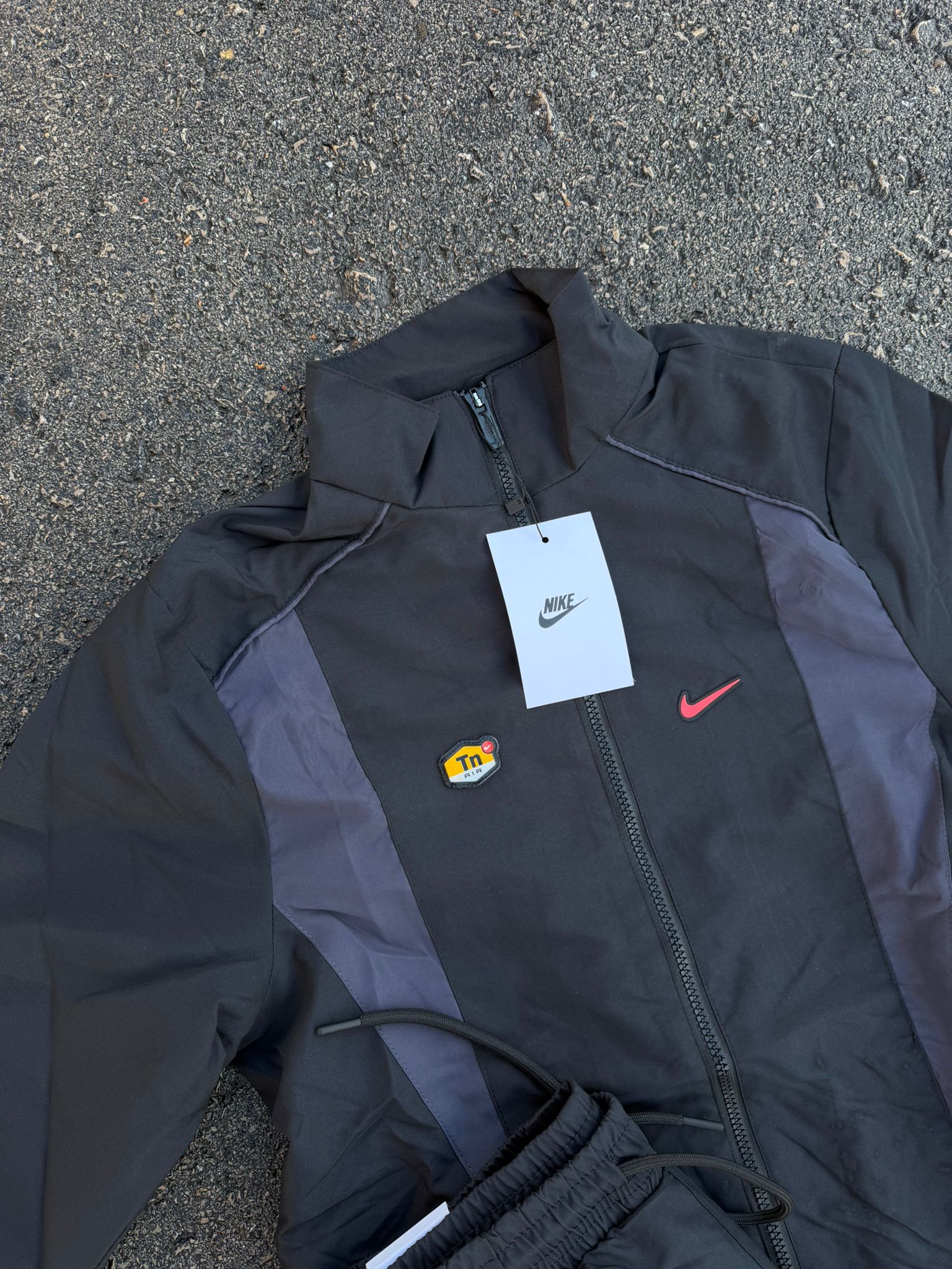 CONJUNTO NIKE AIR TN - M6