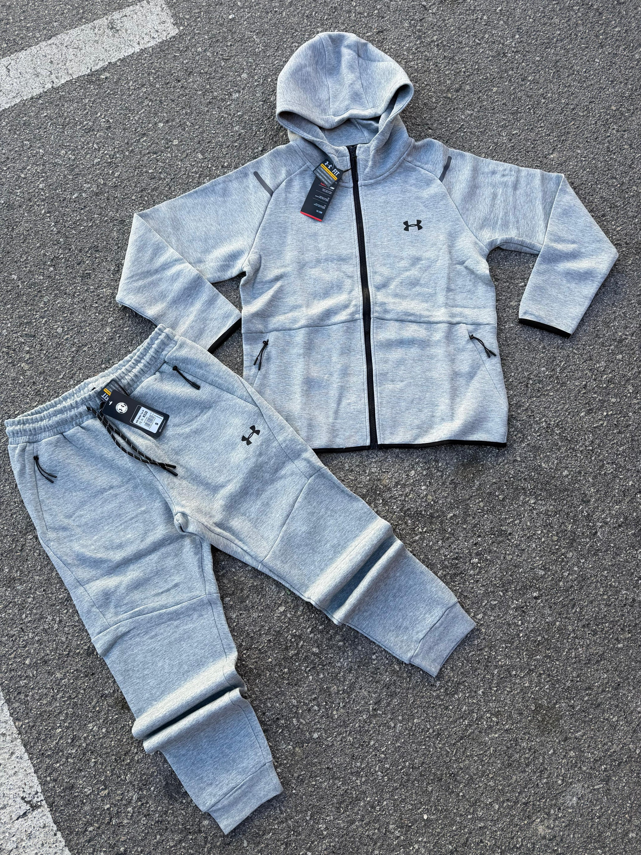 CONJUNTO -  UNDER ARMOUR GRIS(H)