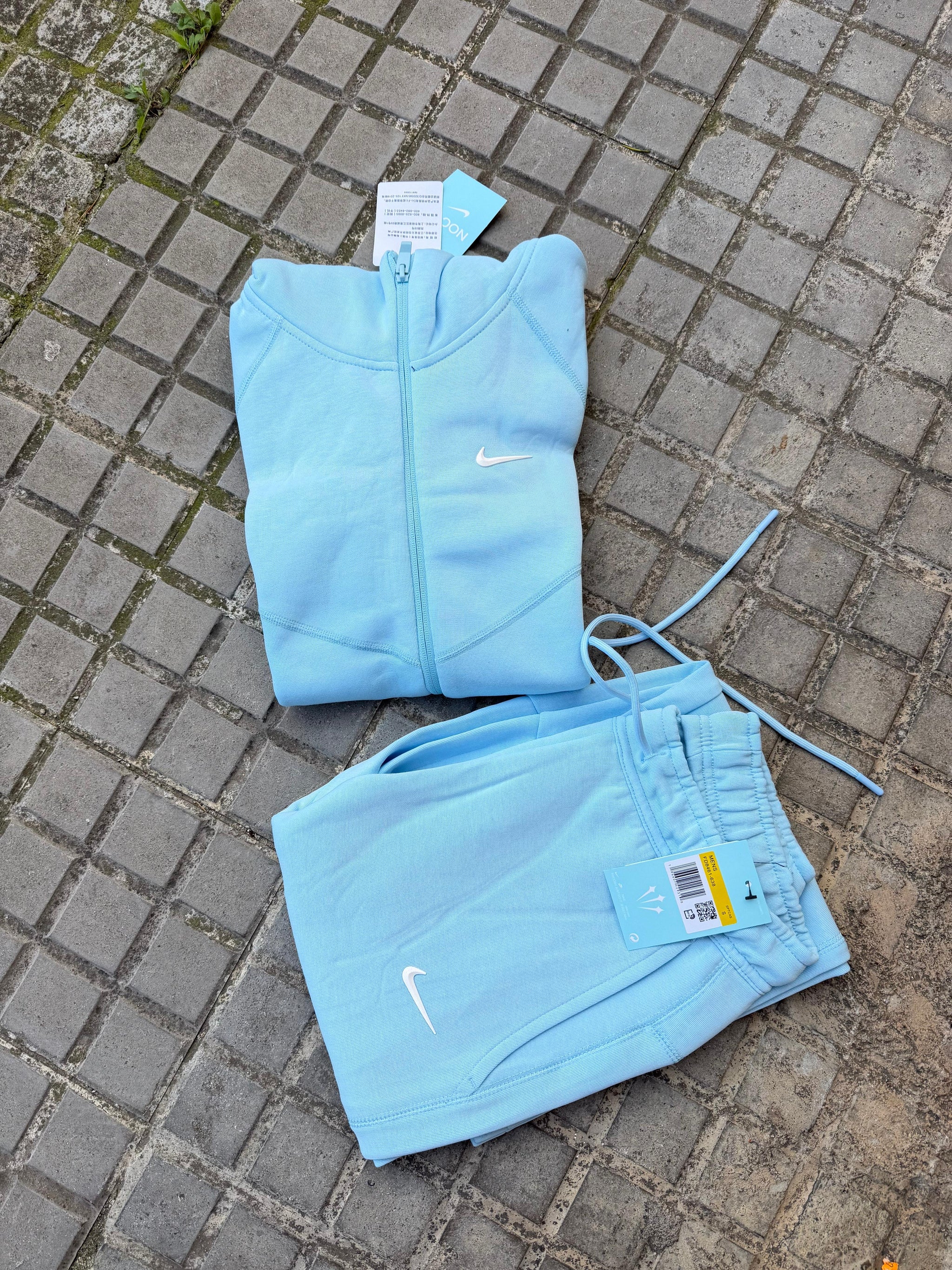 CONJUNTO NIKE NOCTA - M4