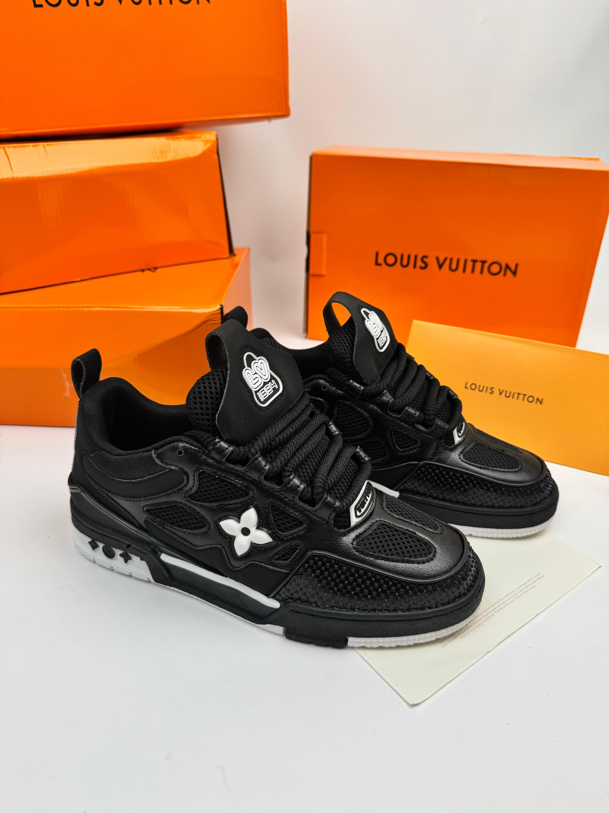 LV TRAINER