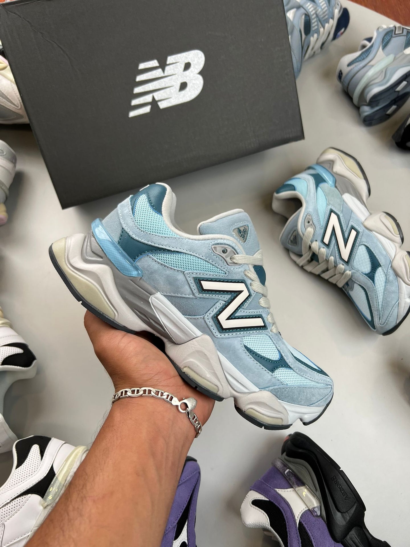 NEW BALANCE 9060 - M5