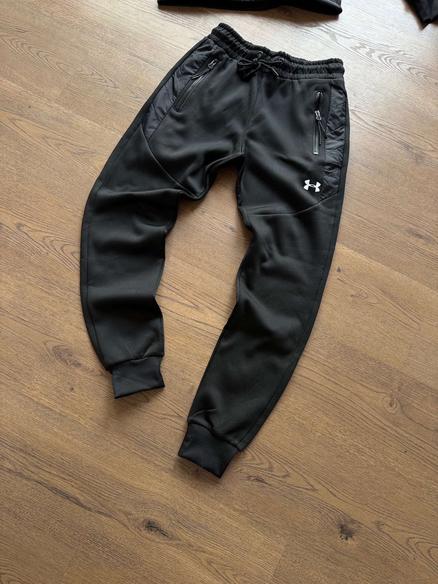 CONJUNTO -  UNDER ARMOUR - NEGRO
