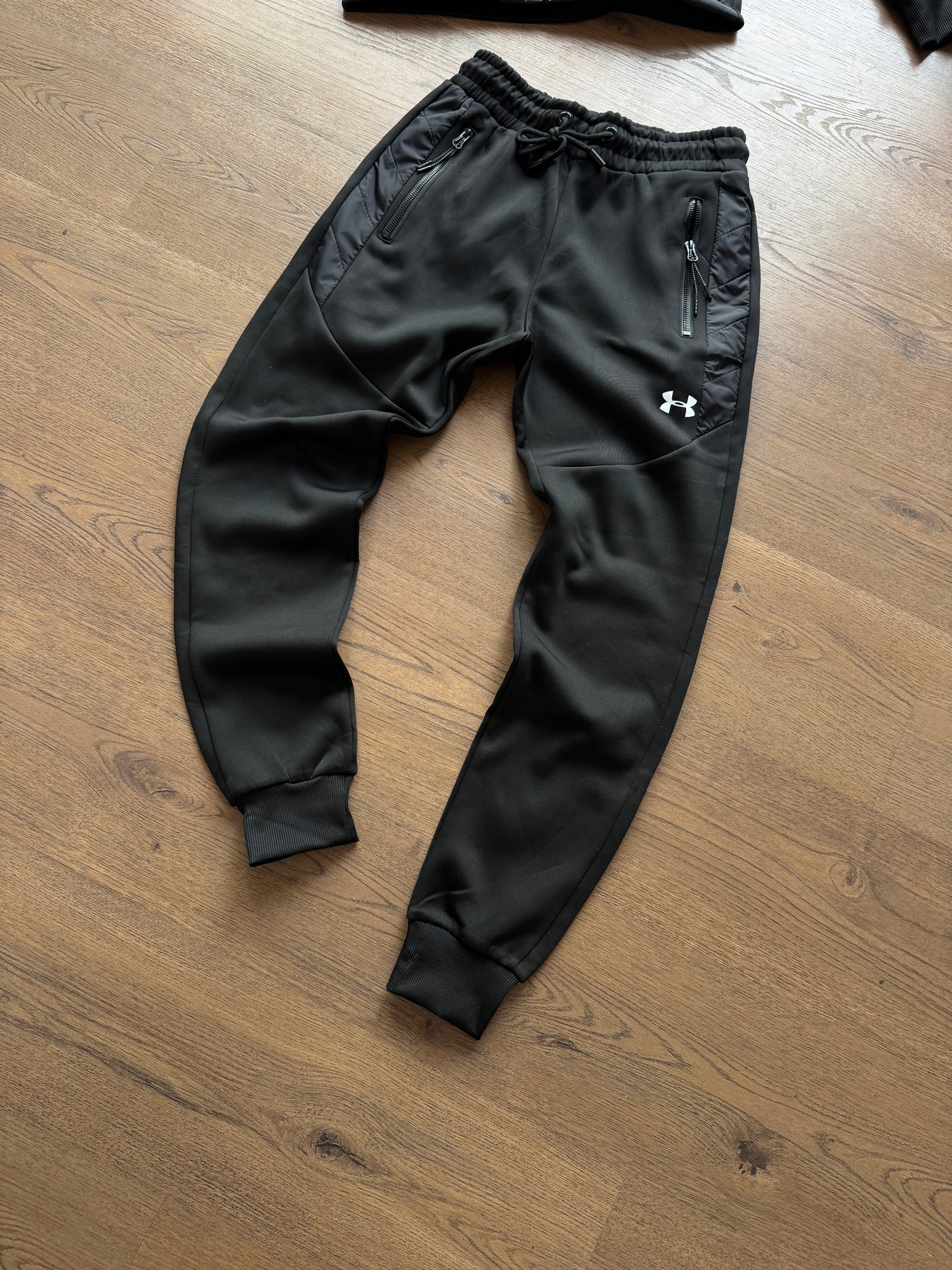 CONJUNTO -  UNDER ARMOUR - NEGRO