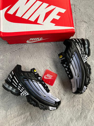 NIKE TN PLUS/TUNNED