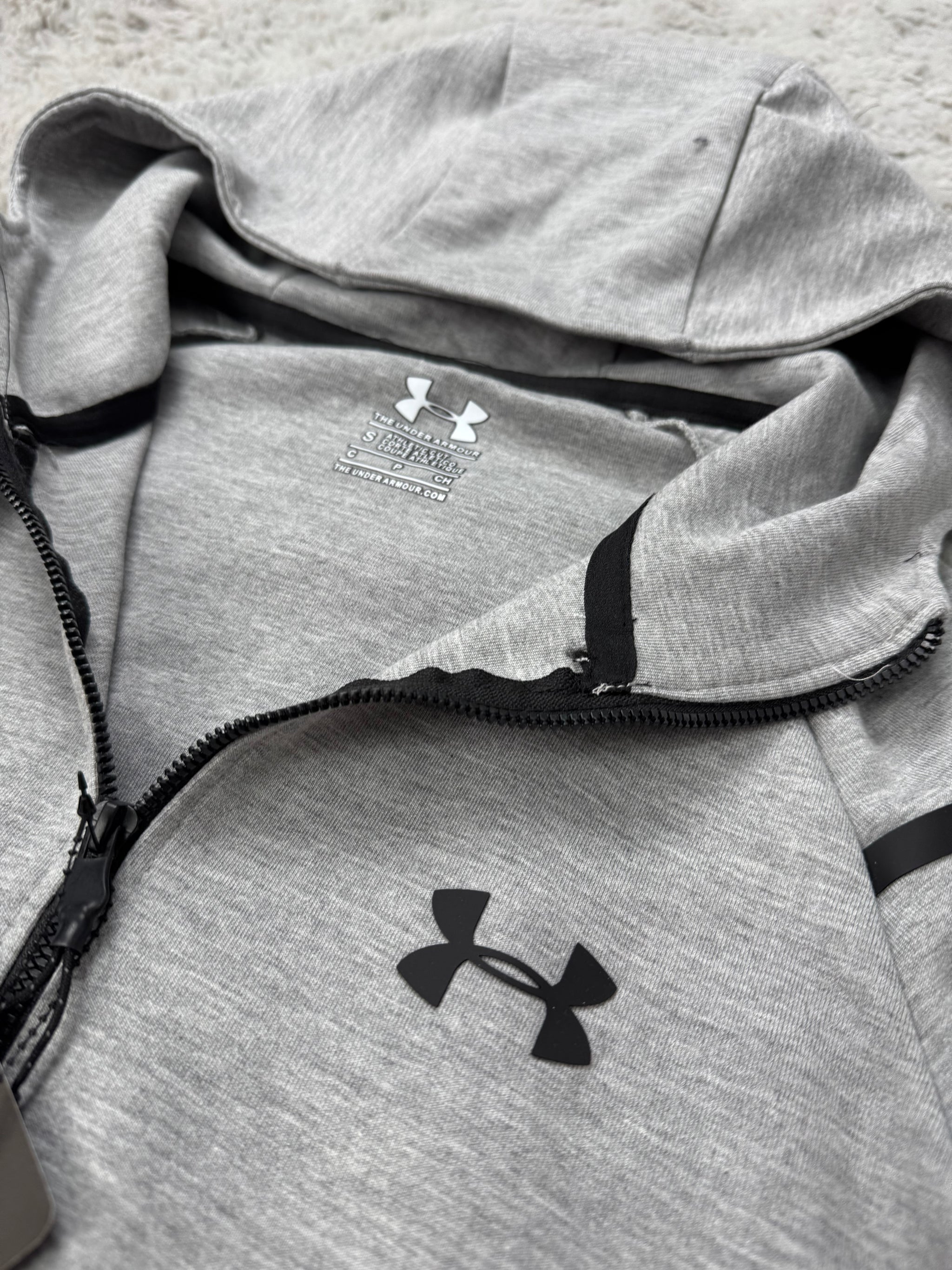 Conjunto UNDER ARMOUR