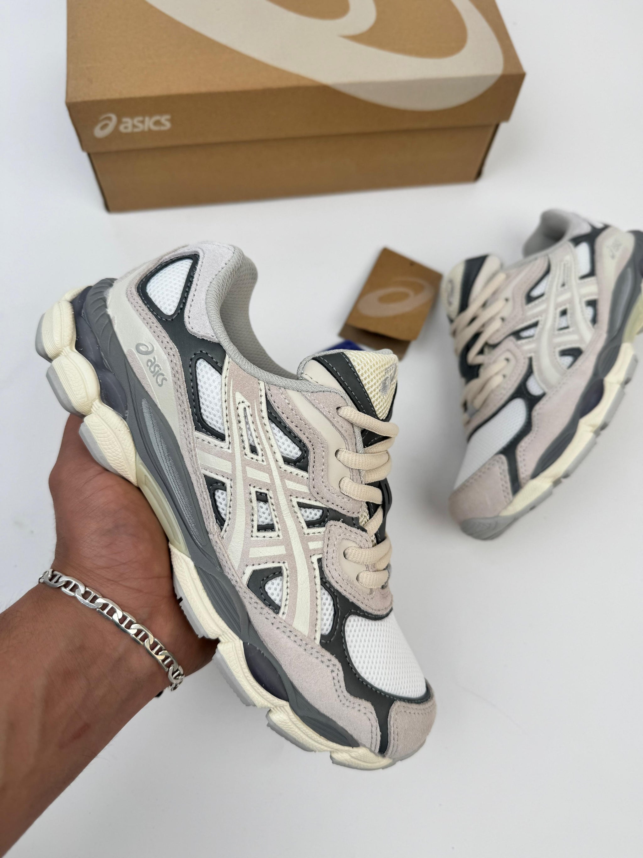 ASICS GEL-NYC - BEIGE