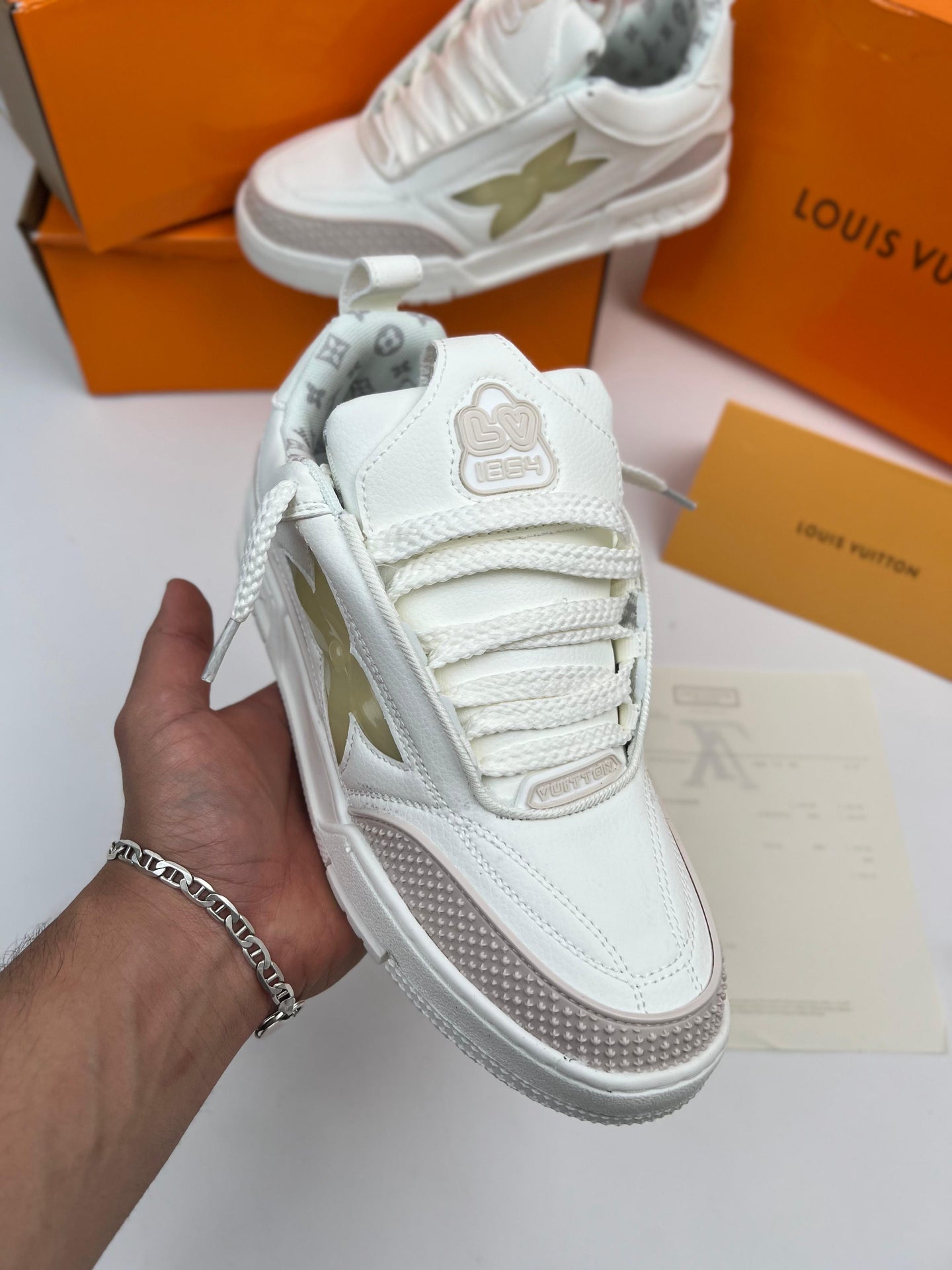 LV SKATE
