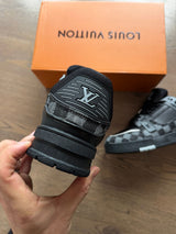 LV TRAINER - BLACK 1