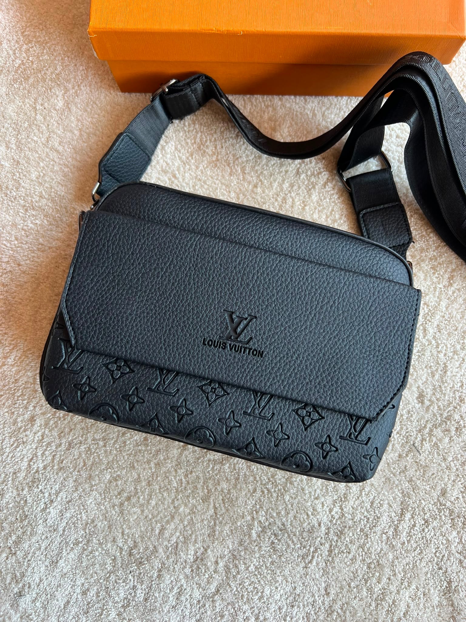 BANDOLERA -  LOUIS VUITTON