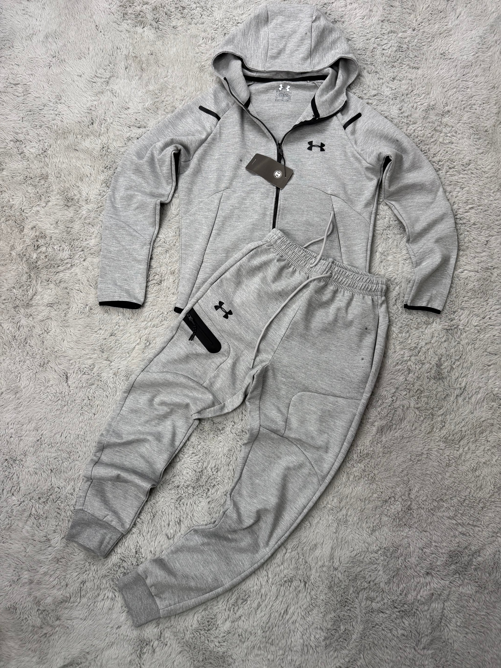 Conjunto UNDER ARMOUR