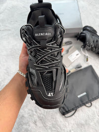 BALENCIAGA TRACK - NEGRAS
