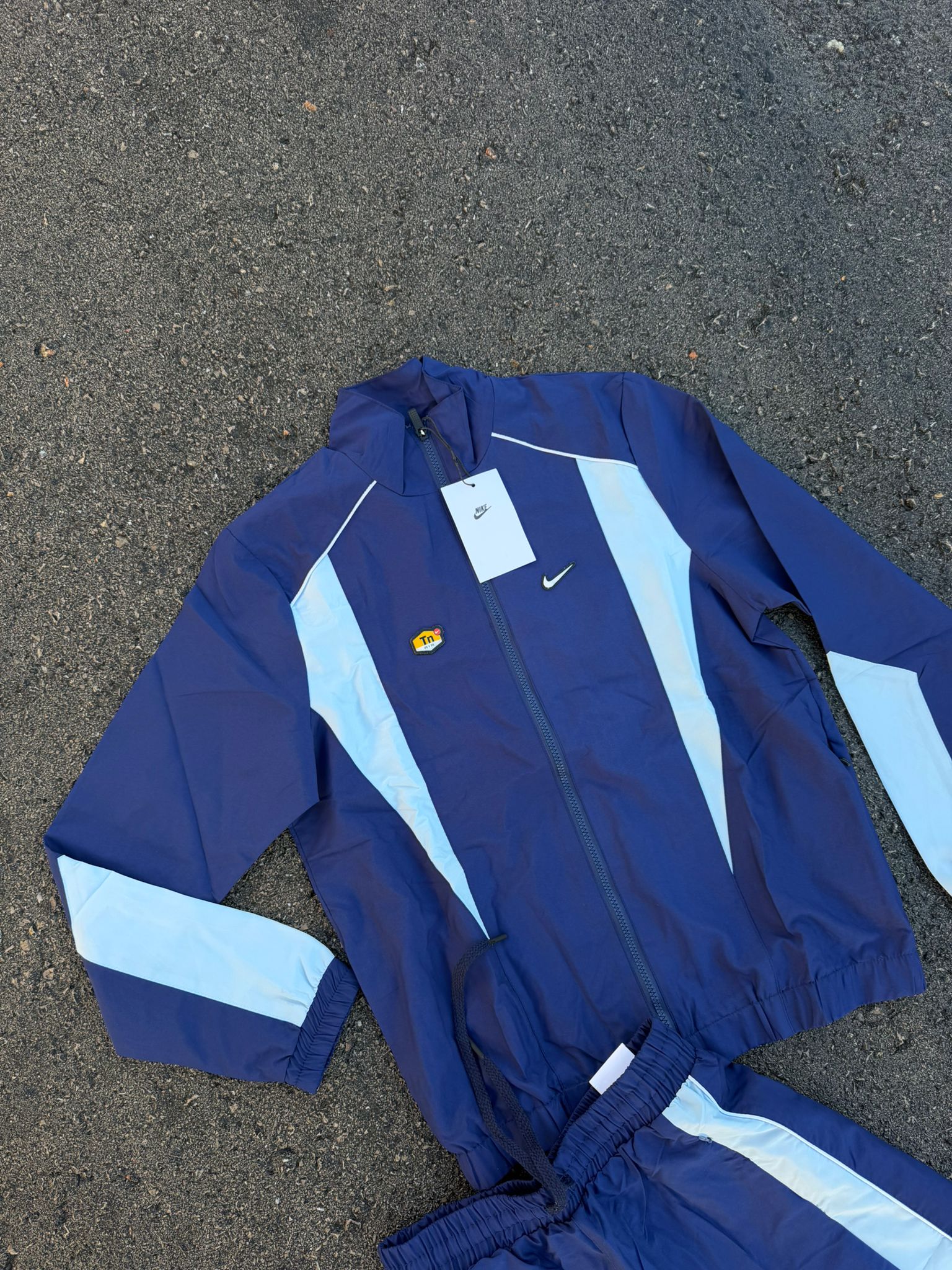 CONJUNTO NIKE AIR TN - M11