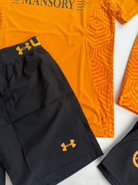 UNDER ARMOUR MANSORY NARANJA2026