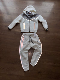 CONJUNTO NIKE TECH 2026 - M9