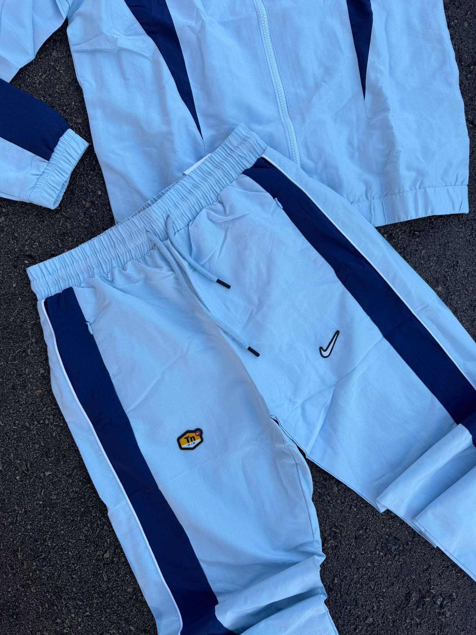 CONJUNTO NIKE AIR TN - M9