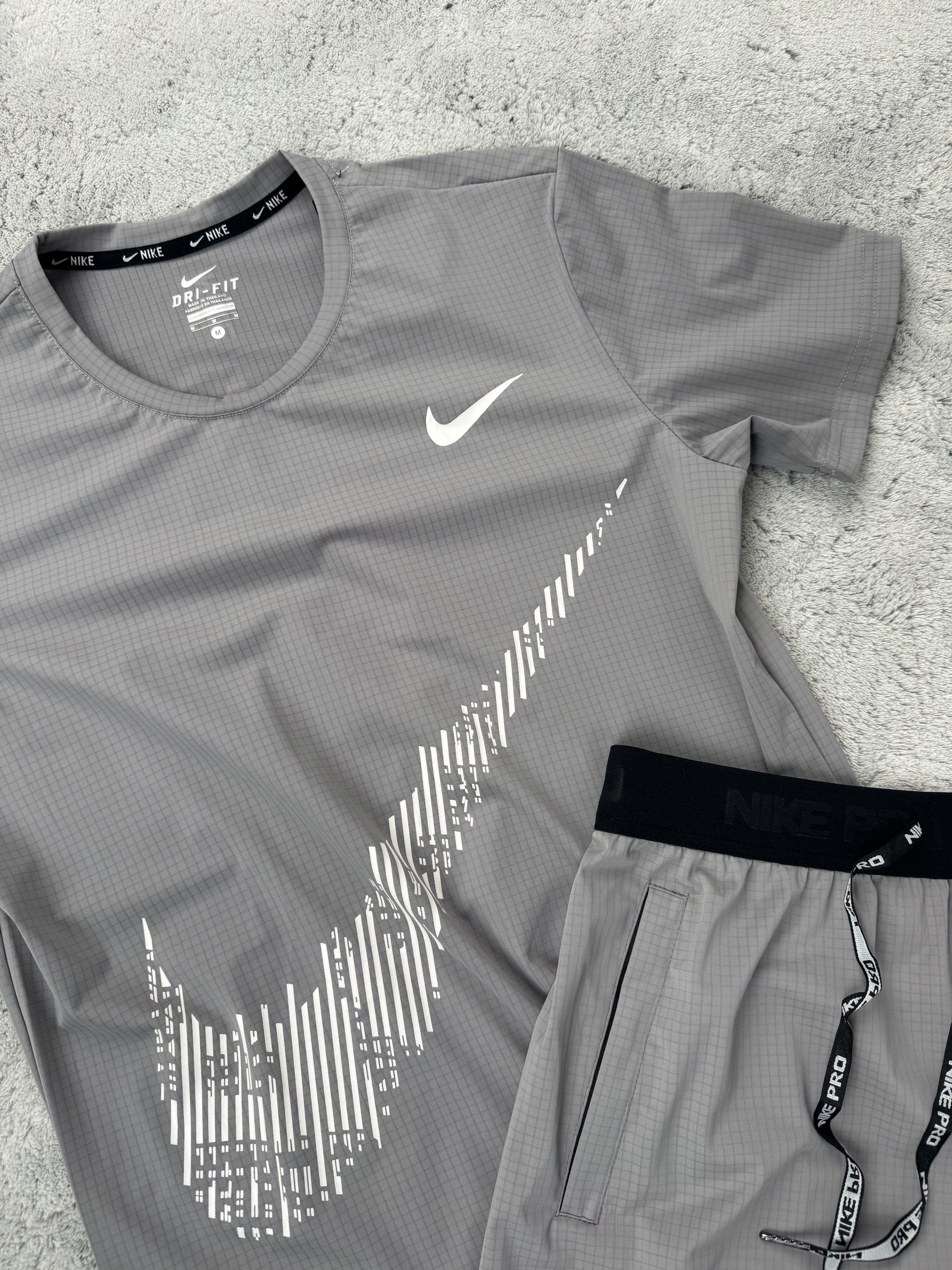 CONJUNTO NIKE AIR MAX - NARDO