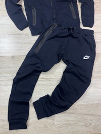CONJUNTO NIKE TECH - AZUL MARINO
