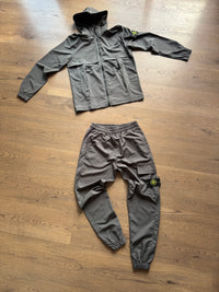 Conjunto Stone Island - GRIS OSCURO