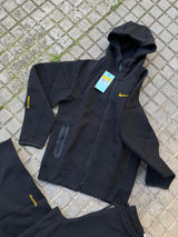 CONJUNTO NIKE NOCTA - M3