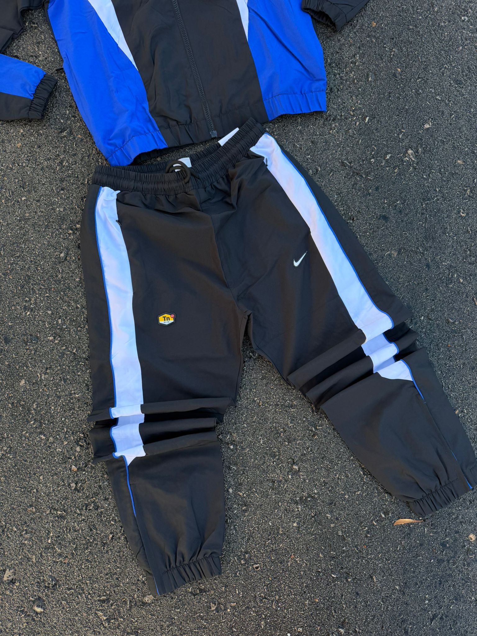 CONJUNTO NIKE AIR TN - M10