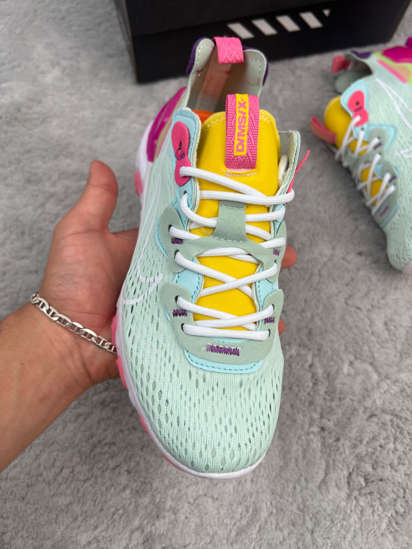 NIKE REACT VISION - VERDES