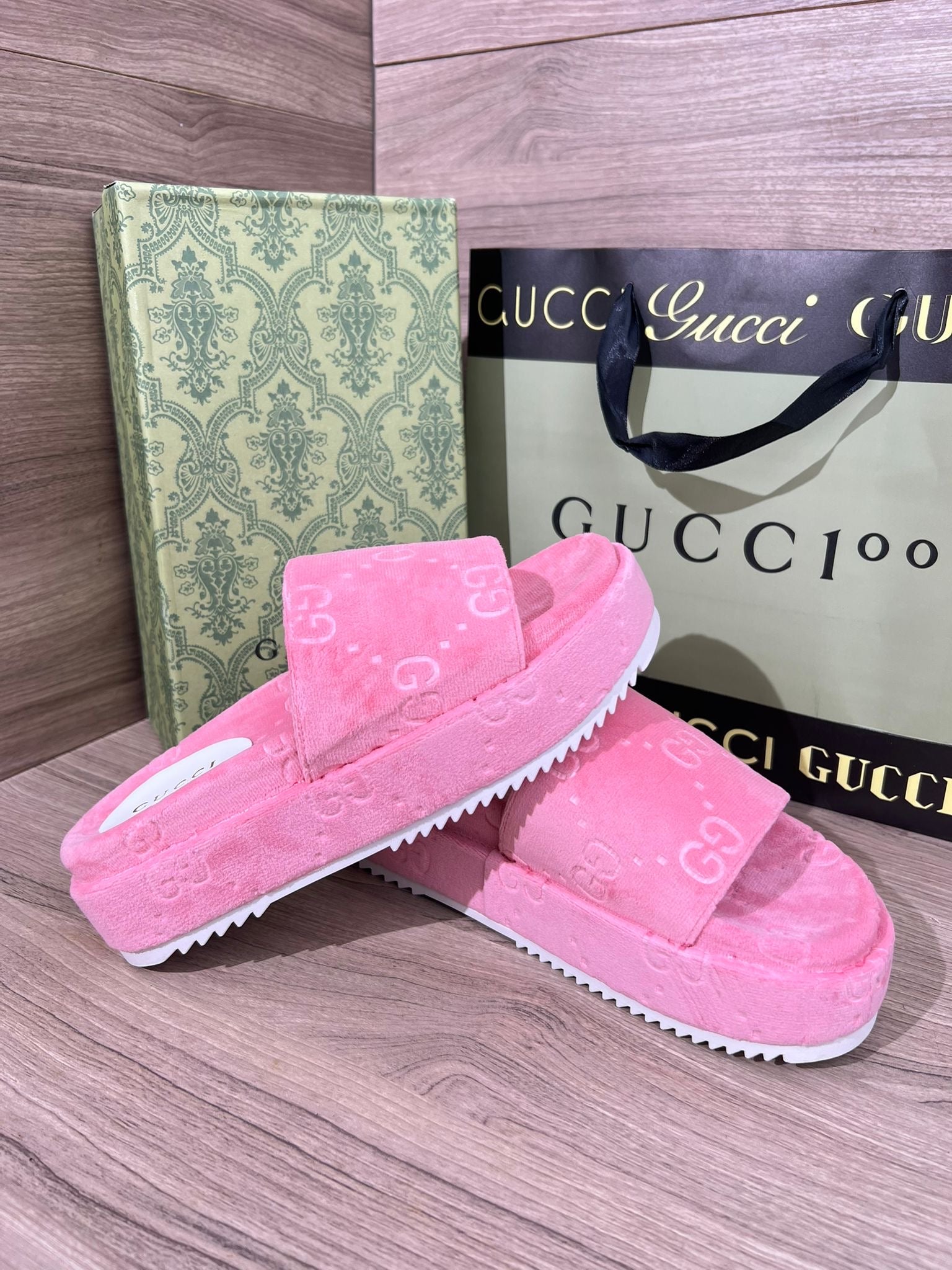 GUCCI- ROSA