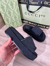 GUCCI- NEGRA